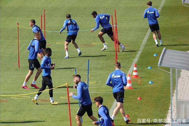 1.25亿前锋又哑火，利物浦0-0揪出大问题：全场拉边不进球